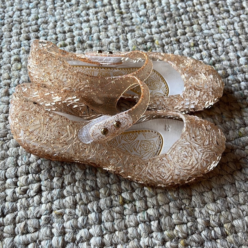 Gold jelly flats